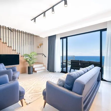 Villa Sleeps 4 With Seaview Awz 270 *